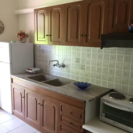 Aggeliki-smaro Apartment